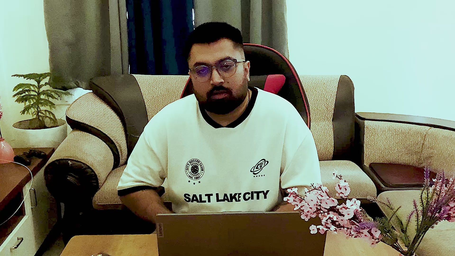 Load video: 